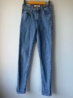(24) High-Rise Women’s Skinny Jeans in Medium Blue